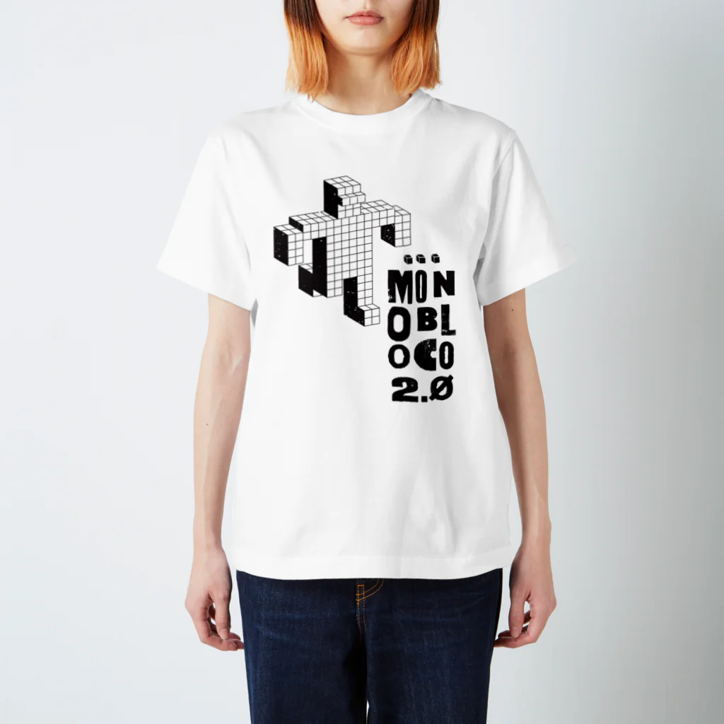 MONOBLOCO Japanのモノブロコ(MONOBLOCO)のモノクロロボットTシャツ Regular Fit T-Shirt