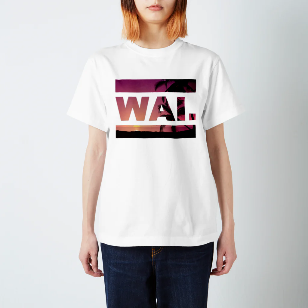 立花けんのグッズ屋さんのWAIT (ハワイアン) Regular Fit T-Shirt