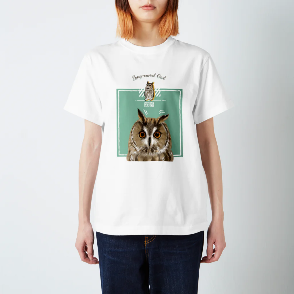 鵄　〜フクロウまみれ〜のぴーんっとトラフズク Regular Fit T-Shirt