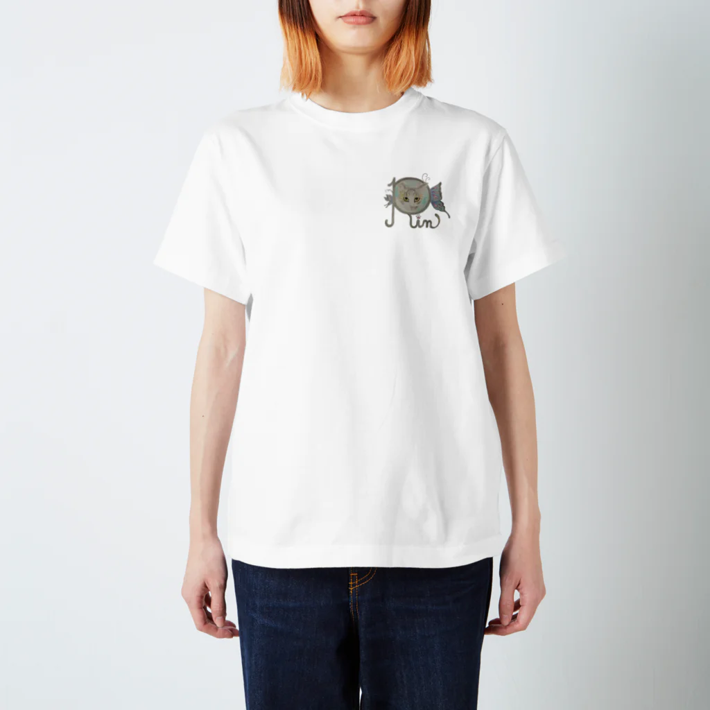 ホワイトチョコの目ヂカラりんちゃん Regular Fit T-Shirt