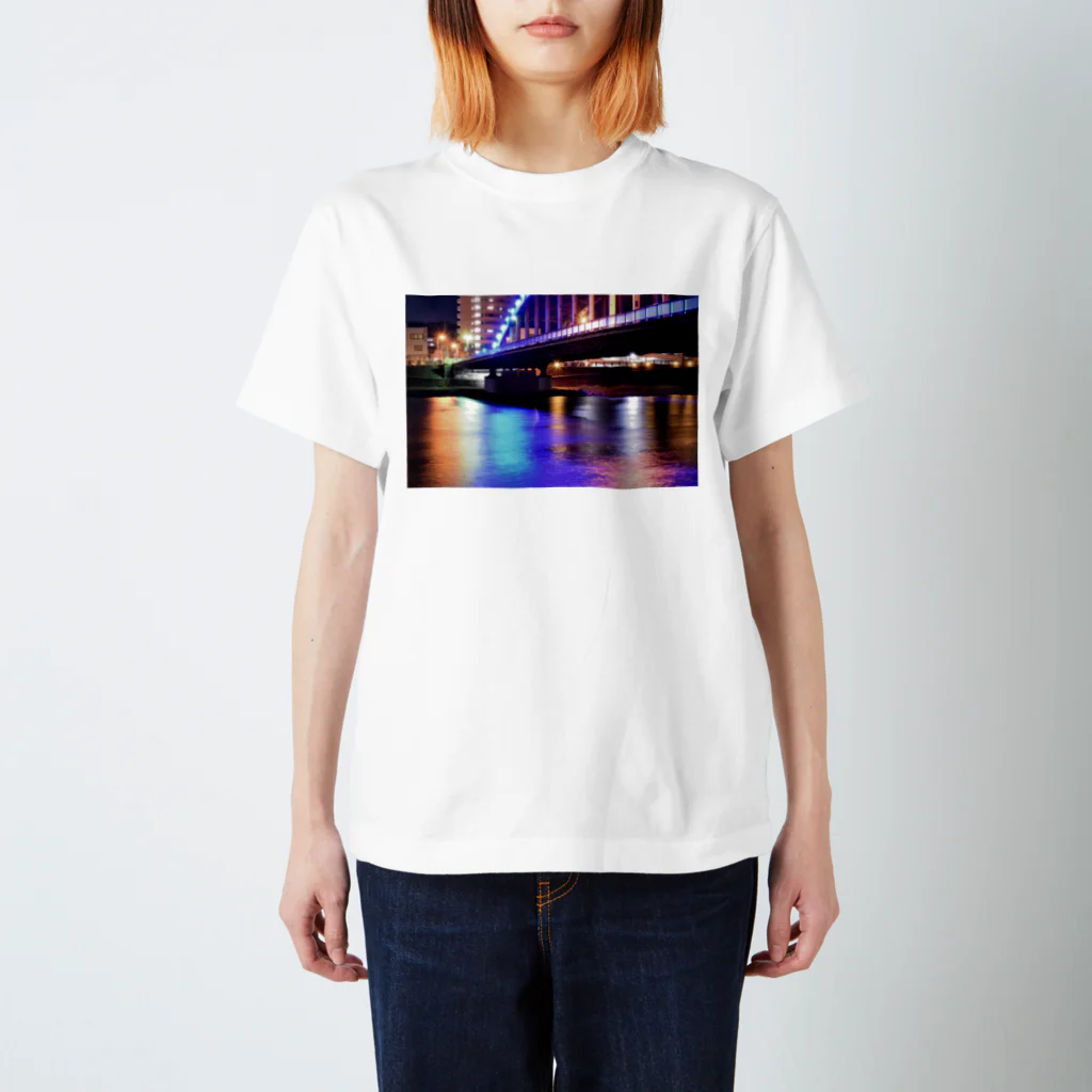 sanbiki4123  の御成橋 スタンダードTシャツ