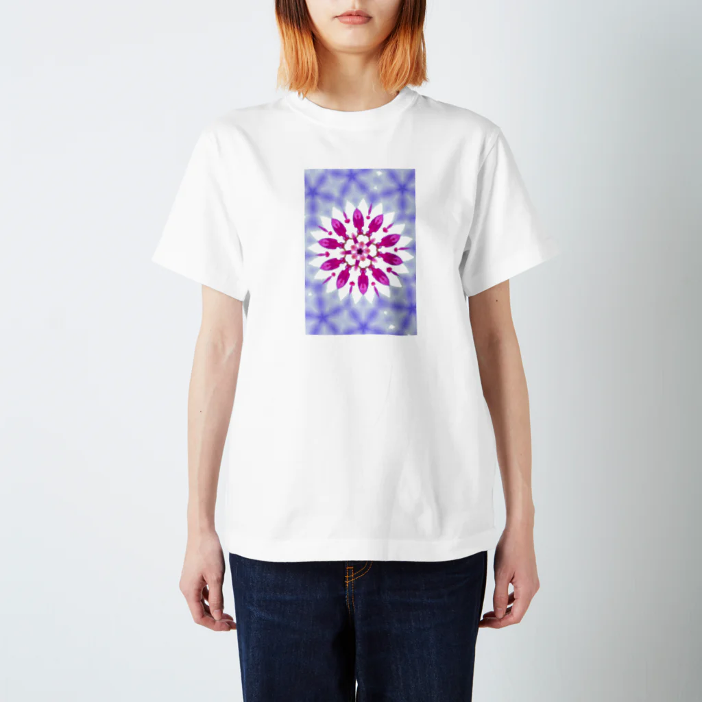 Flower kaleidoscopeの桜の万華鏡 Regular Fit T-Shirt