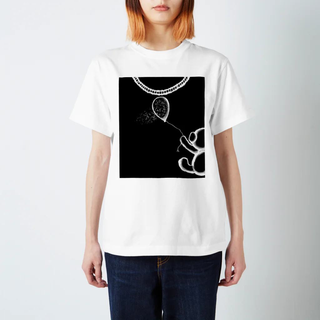 地雷女まお🖤🗝🧸の不穏な黒クマ スタンダードTシャツ