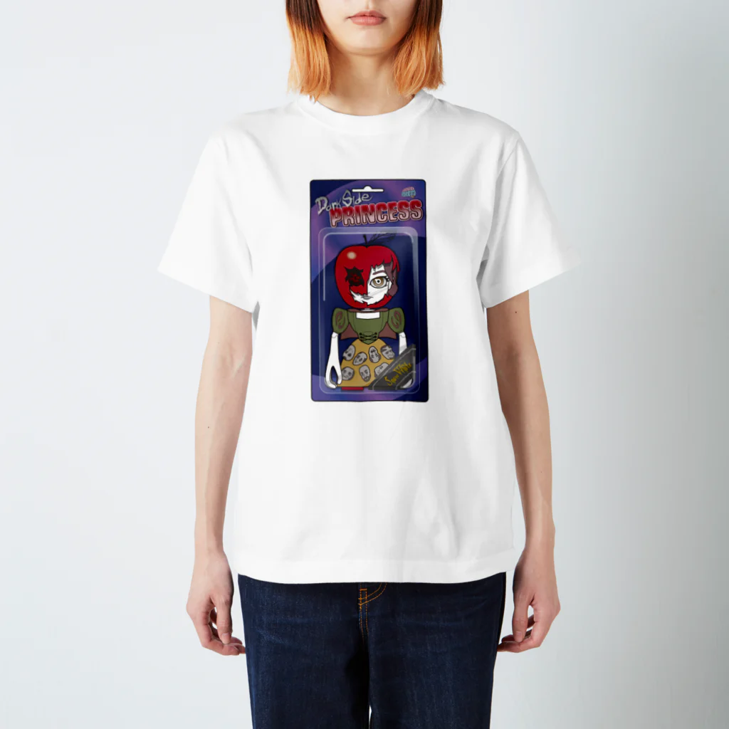 MadPurenessのダークサイドプリンセス・白雪姫 Regular Fit T-Shirt