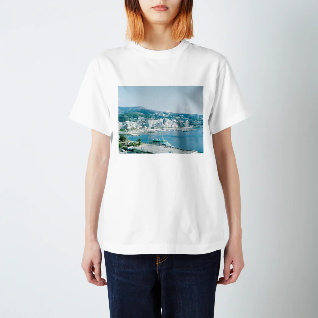 Kensuke Hosoyaの熱海（昼） Regular Fit T-Shirt