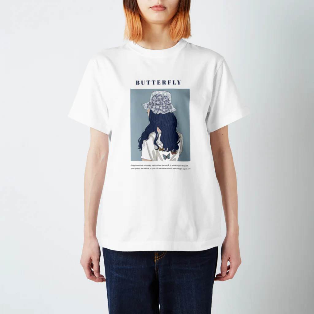 asukaのバタフライ・ガール Regular Fit T-Shirt