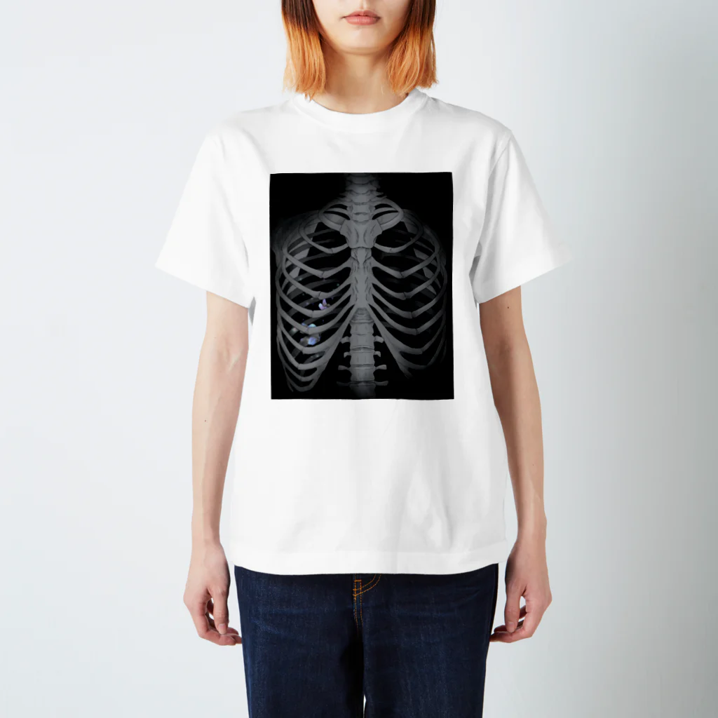 らくらの肋骨と蝶 Tシャツ スタンダードTシャツ