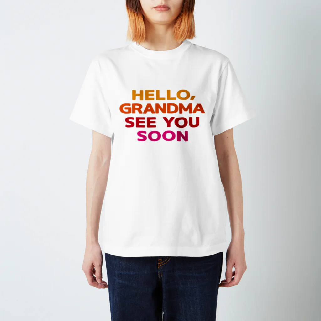 フォーヴァのGRANDMA Regular Fit T-Shirt