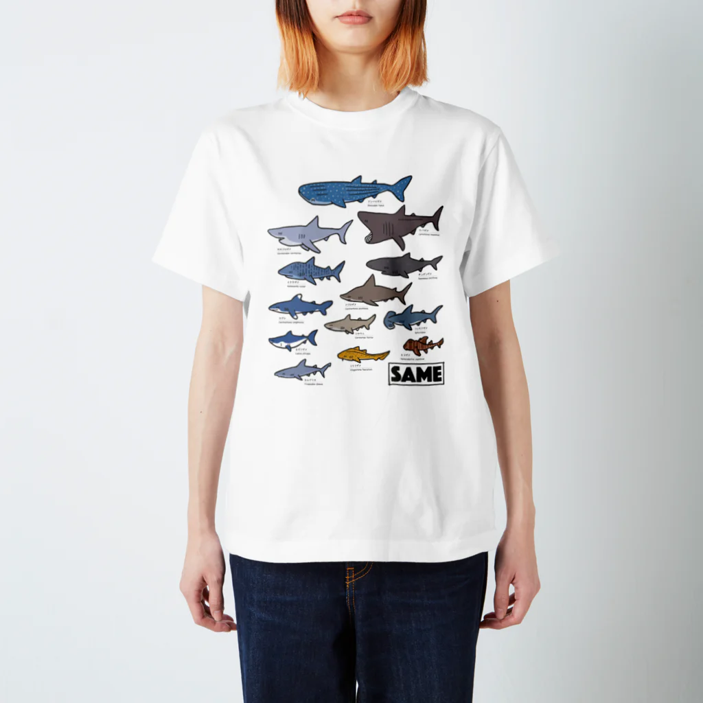 mincruのサメ図鑑 Regular Fit T-Shirt