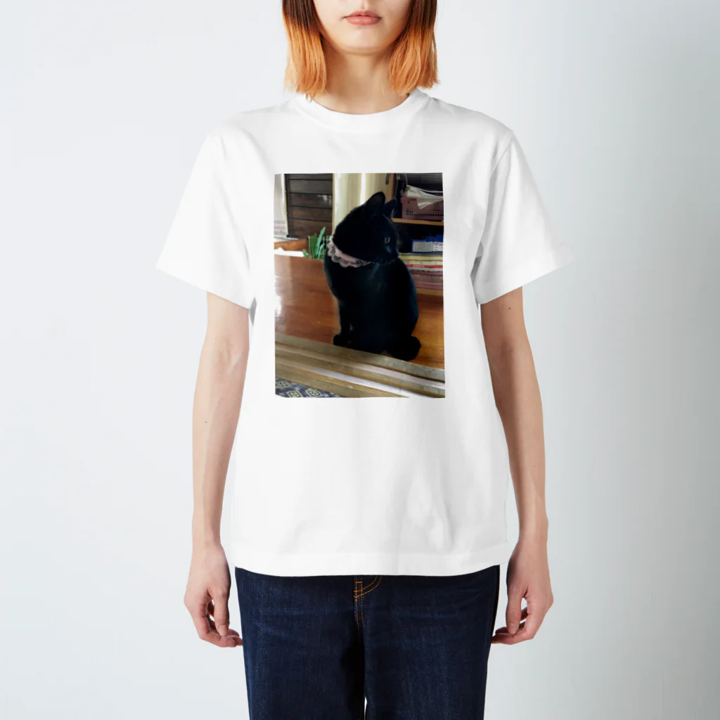kawabata hirokoのガーリーミャオ Regular Fit T-Shirt
