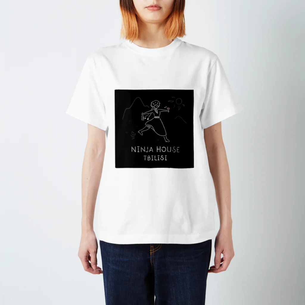 ギルドのニンジャハウス（ジョージアダンサー） Regular Fit T-Shirt