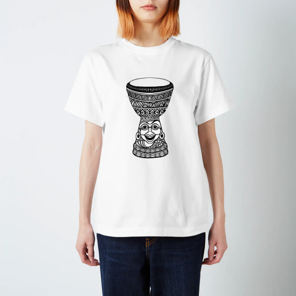 NKOSI AFRICAのジェンベスマイル Regular Fit T-Shirt