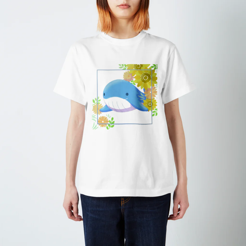 honamirukaのひまわり畑に住むくじら Regular Fit T-Shirt
