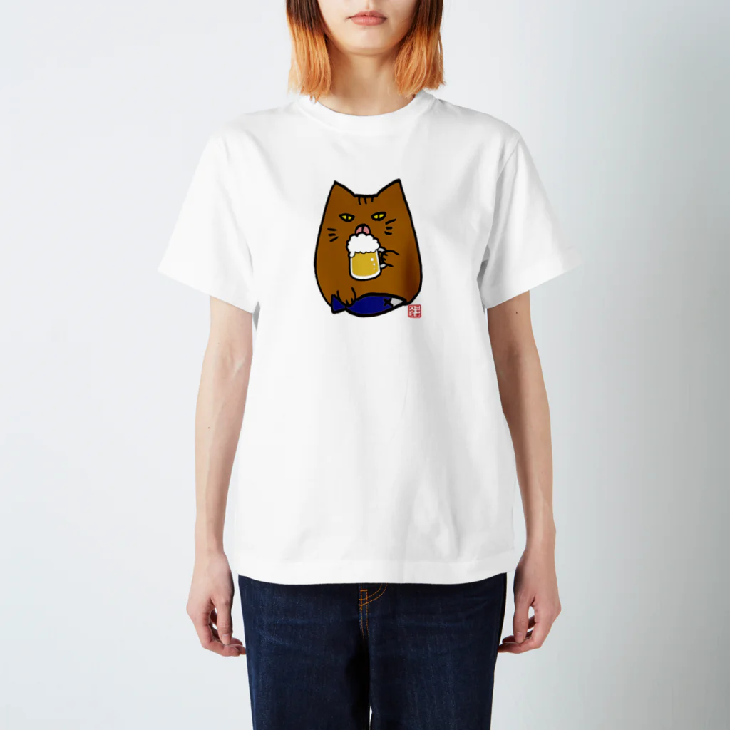 ニャポハウス（NEKO）のデブ猫ニャポポさん(ニヤリBEER) Regular Fit T-Shirt