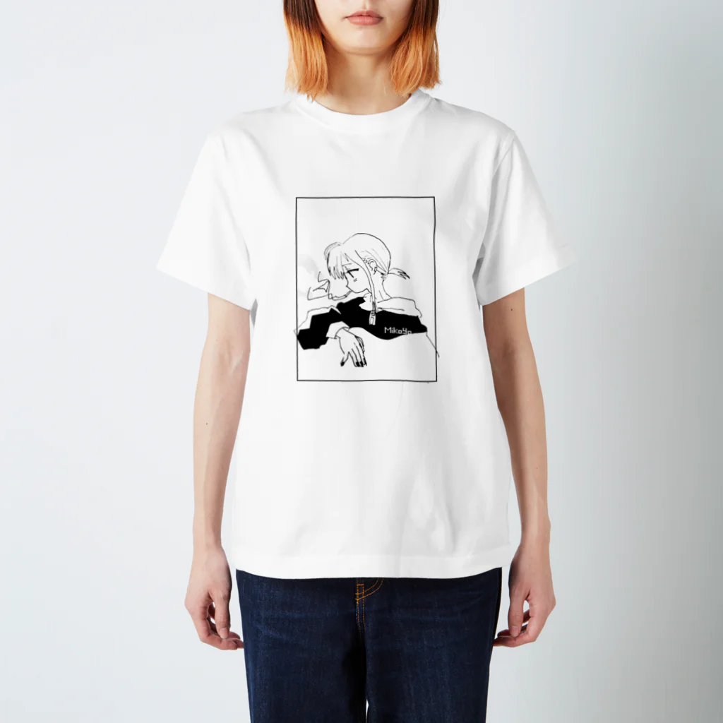 mikoyoのケムリ Regular Fit T-Shirt