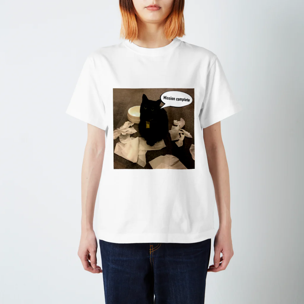 猫カフェ ぶぅたんグッズショップの渋い仕事をするララくん Regular Fit T-Shirt