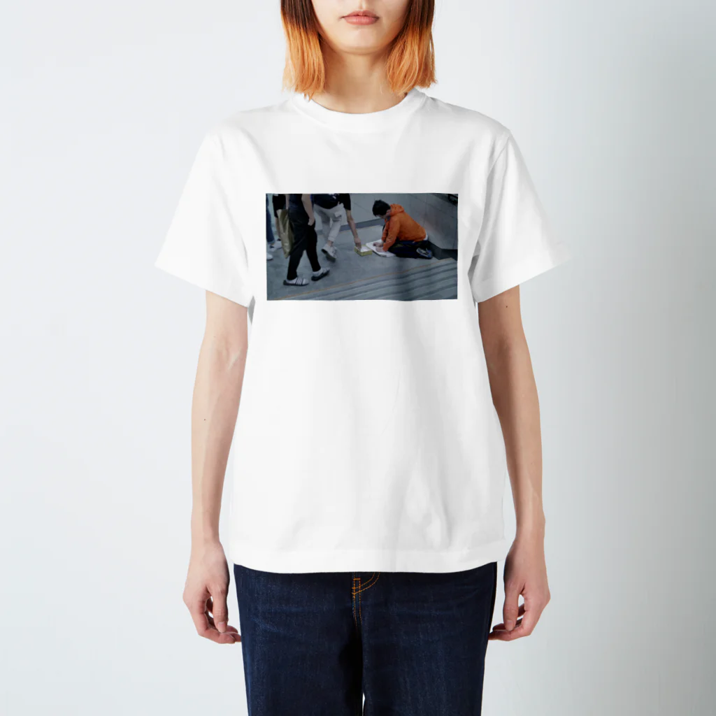 yumi muraiの2018年　韓国にて スタンダードTシャツ