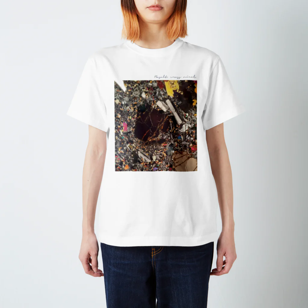 縞々田の薄片 玄武岩 クロス Regular Fit T-Shirt