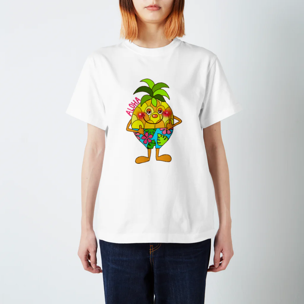 2525aloha_xoxo_hawaiiのALOHA(Ü)Pineapple♡Boy スタンダードTシャツ