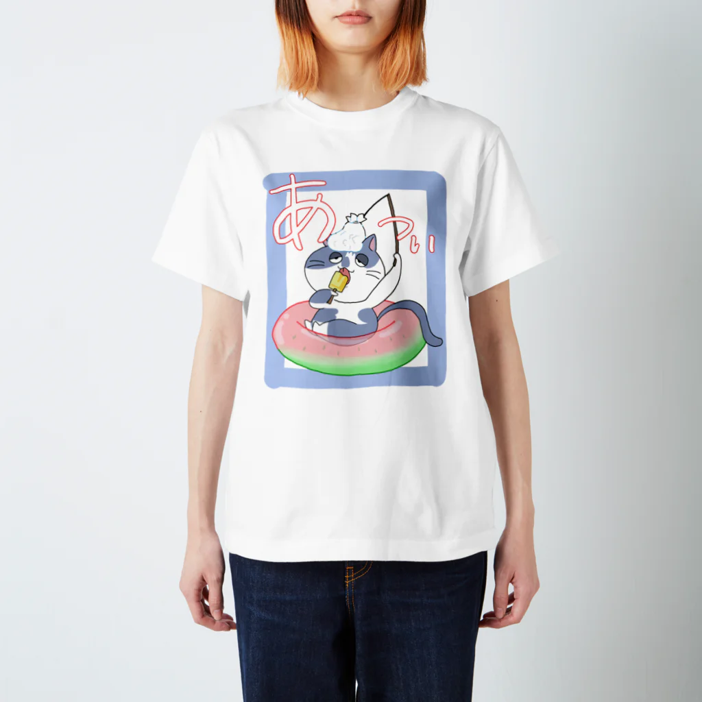 ゆうひのおみせの暑さに耐えるネコ スタンダードTシャツ