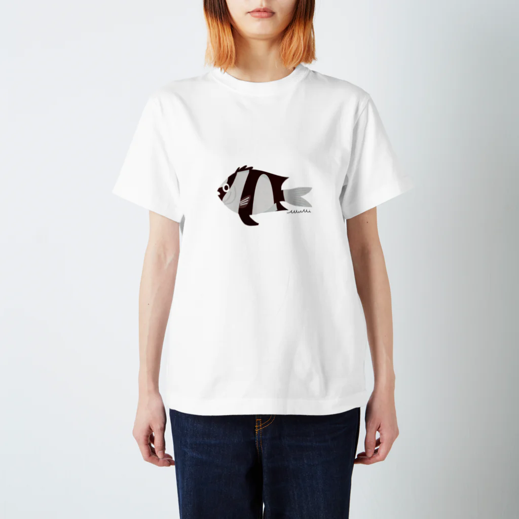 Astrio SUZURI店のミスジリュウキュウスズメダイ Regular Fit T-Shirt