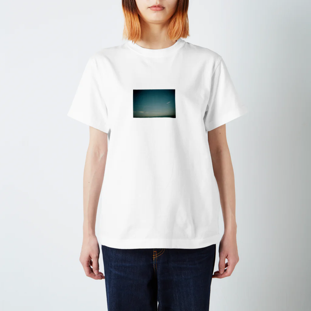 prupruneのとある日の空と海 Regular Fit T-Shirt