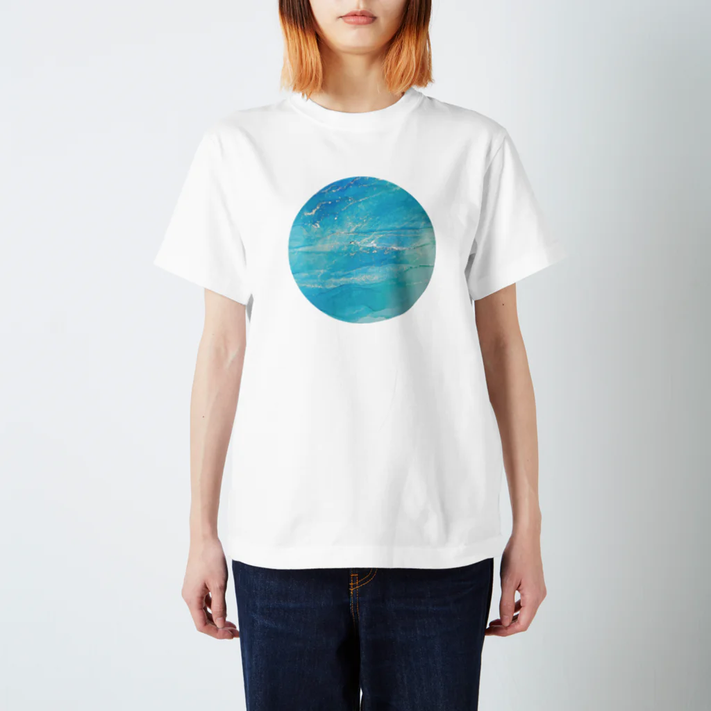 Orsetto.Kana.ArtのEarth Regular Fit T-Shirt