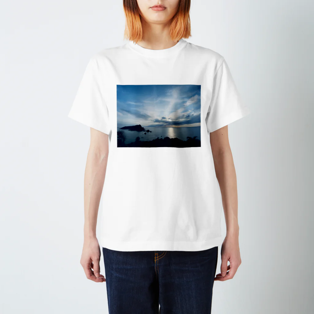 Ren∞の海と島 Regular Fit T-Shirt