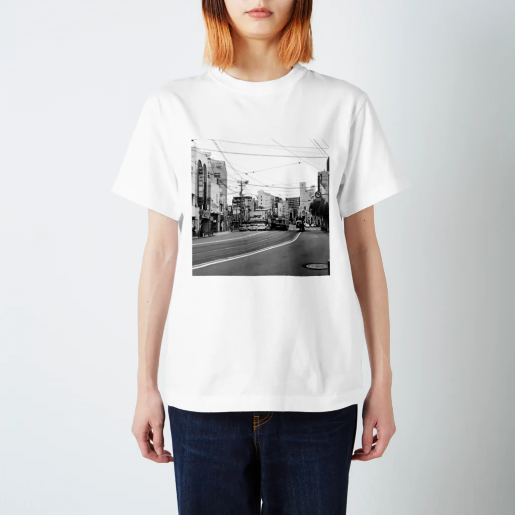 roadster_bassのCITYプリントTシャツ Regular Fit T-Shirt