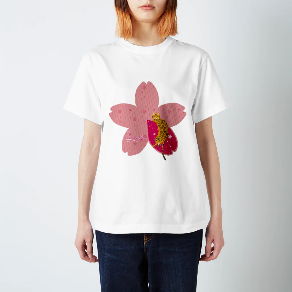 frmeowのSakura[Red-Bengal] Regular Fit T-Shirt