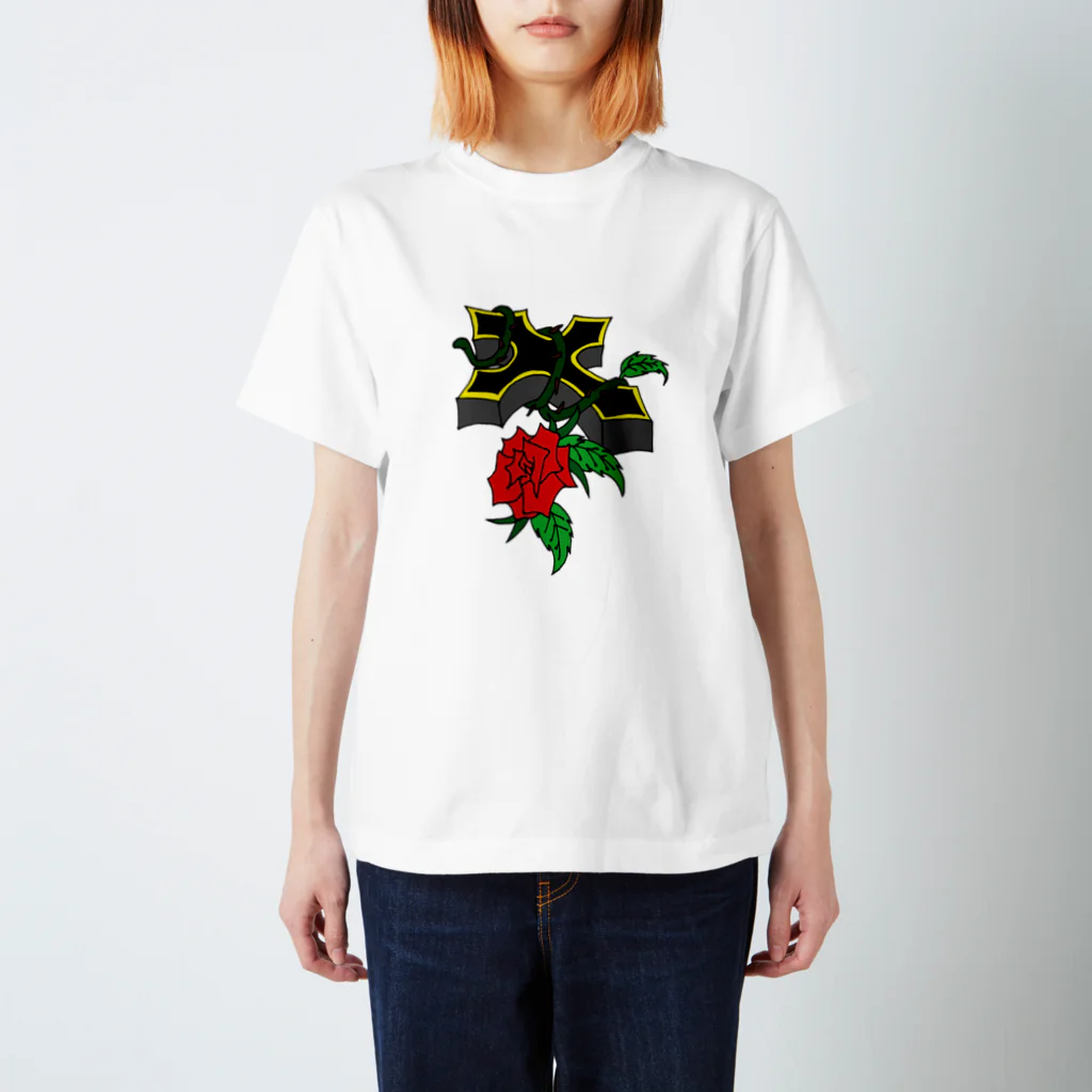 ZERRYの薔薇クロス Regular Fit T-Shirt