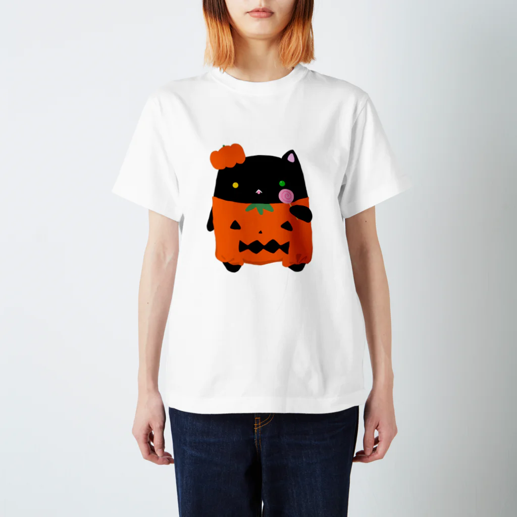 くろねこClochetteのかぼちゃくろねこ スタンダードTシャツ