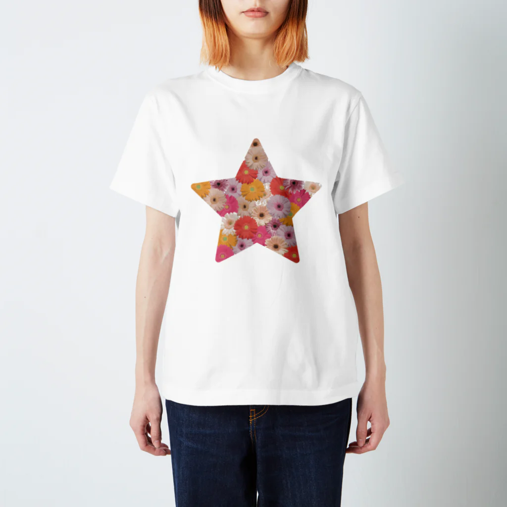 WINDOWの星ベラ Regular Fit T-Shirt