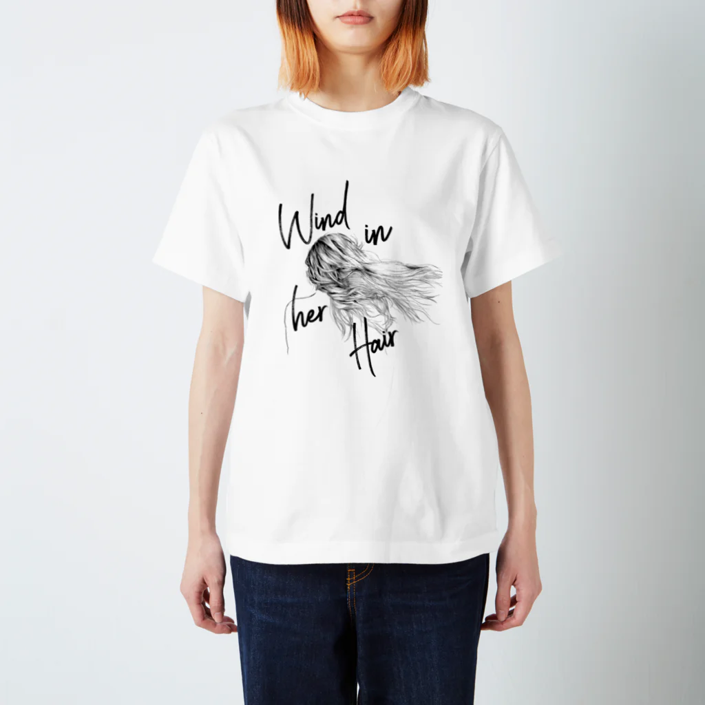 ゆたぽんのWIND IN HER HAIR Regular Fit T-Shirt