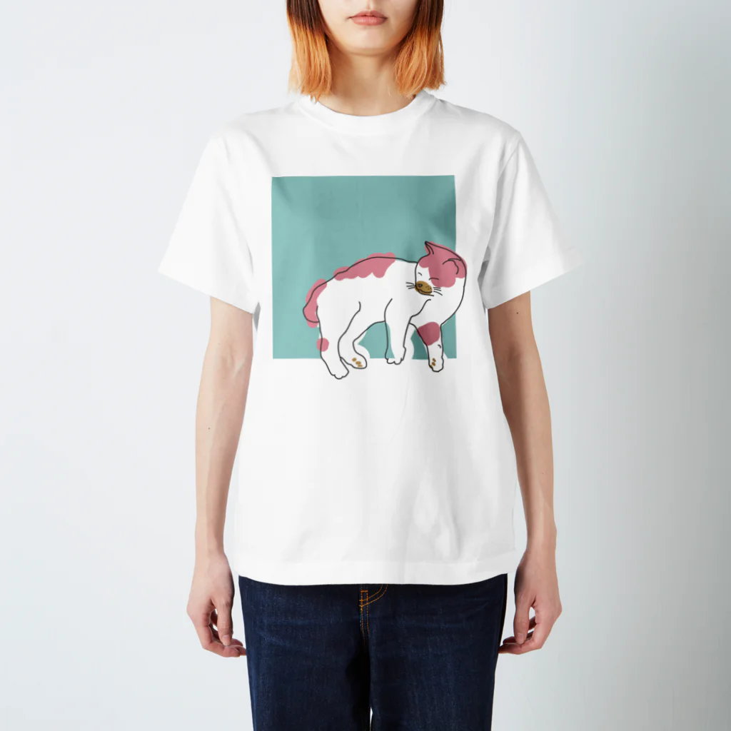 nora-nekoのハチワレさん Regular Fit T-Shirt