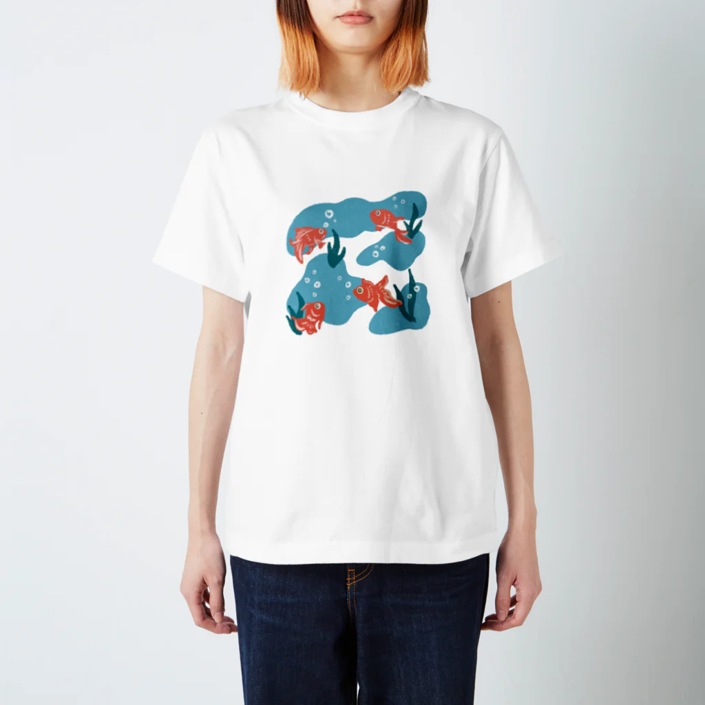 naty's doodlesのGoldenfish Regular Fit T-Shirt