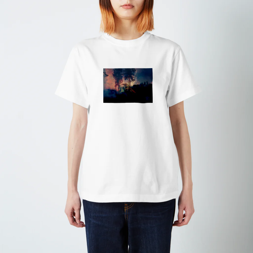 気空域のforest fire Regular Fit T-Shirt