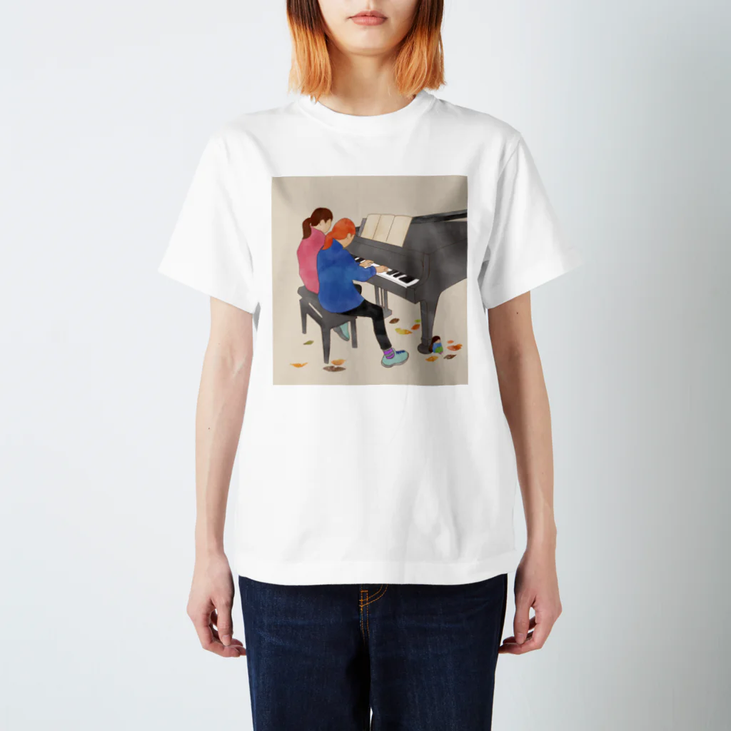 kinisinaiyoのピアノ シスターズ Regular Fit T-Shirt