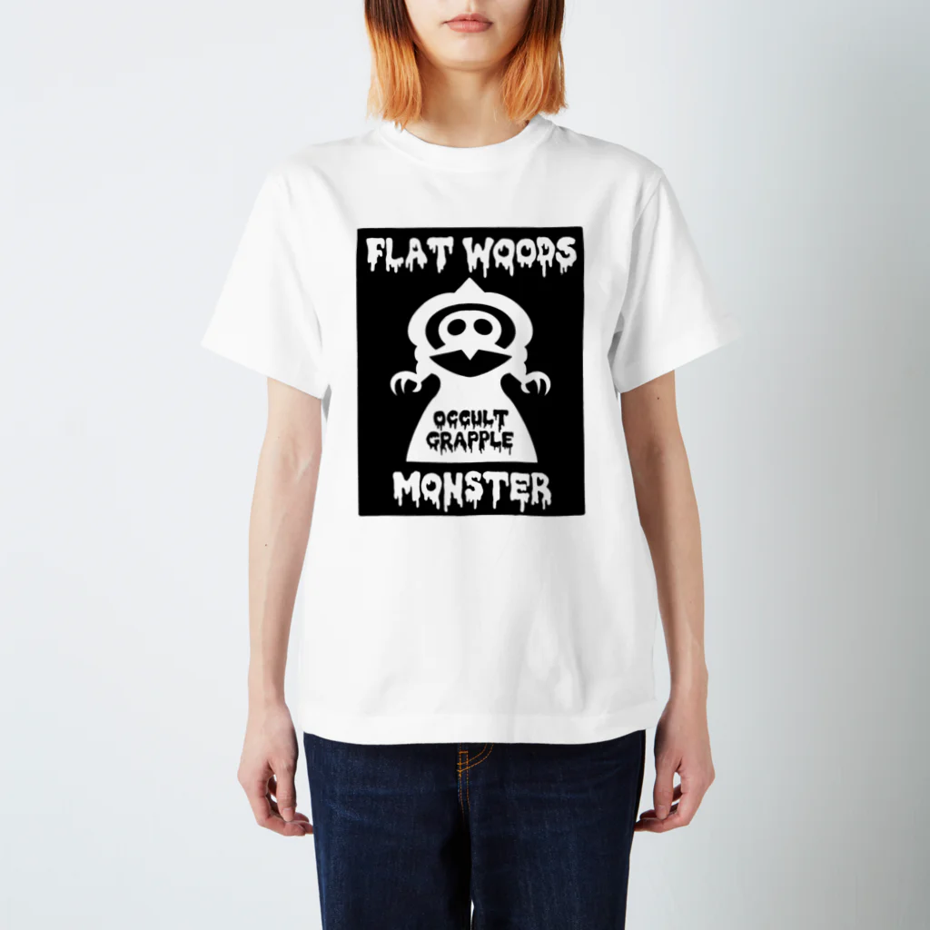 OCCULT GRAPPLEの3mの宇宙人 Regular Fit T-Shirt