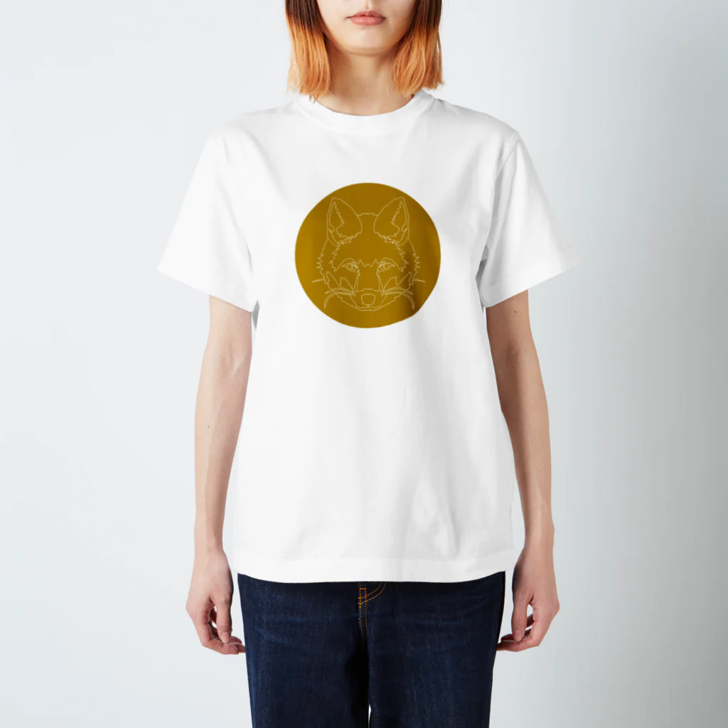 3out-firstのキツネ(破線) Regular Fit T-Shirt