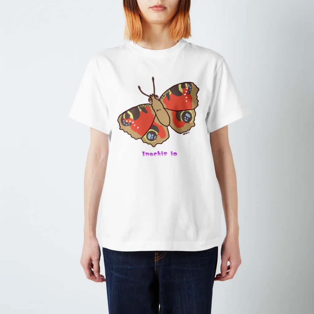 akari🌼虫デフォルメ作家のクジャクチョウくん【むしのなかま】 スタンダードTシャツ