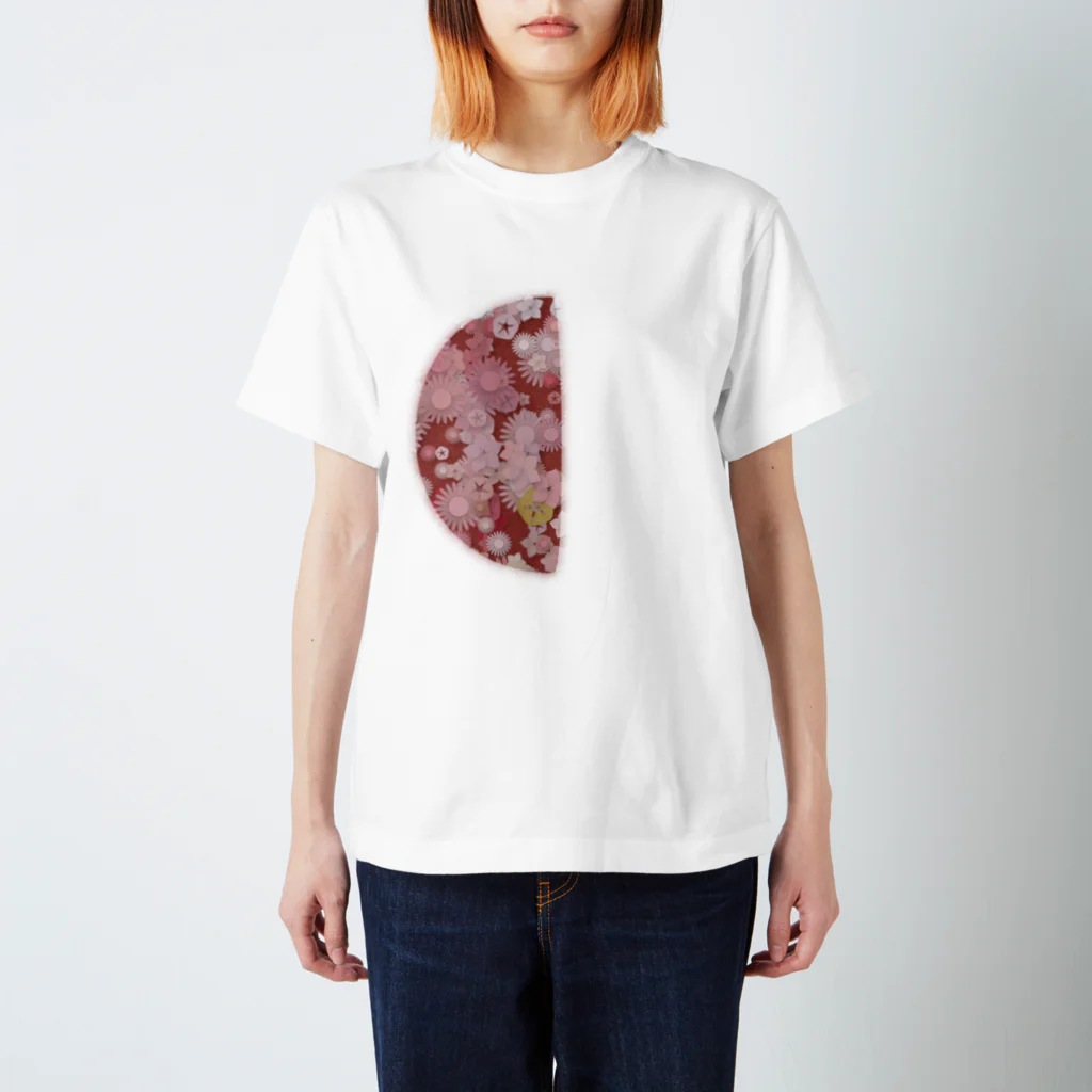 pianocurve DesignのMoon face designed with summer flowers No.22 スタンダードTシャツ