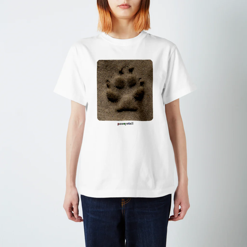 paweyetailの犬の足跡 Regular Fit T-Shirt