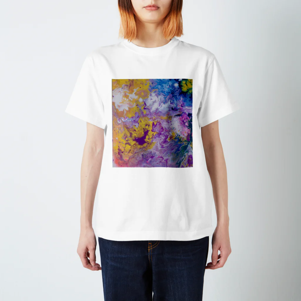 ariesのA Regular Fit T-Shirt