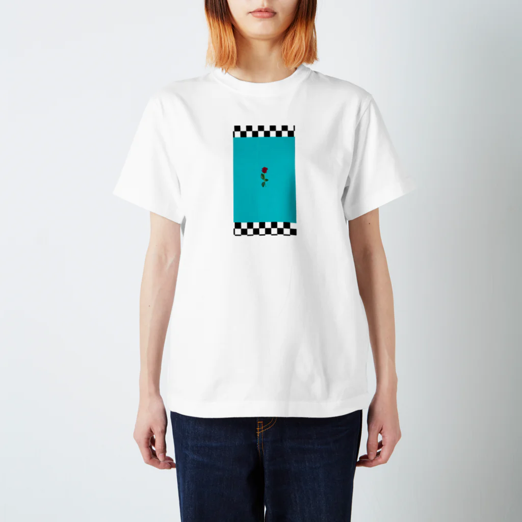 Yちゃんの好きな色とばら Regular Fit T-Shirt