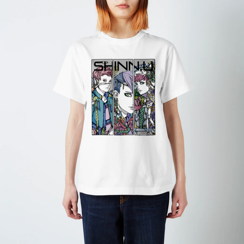 SHINN.U ONLINEのSANNIN（ロゴ黒） スタンダードTシャツ