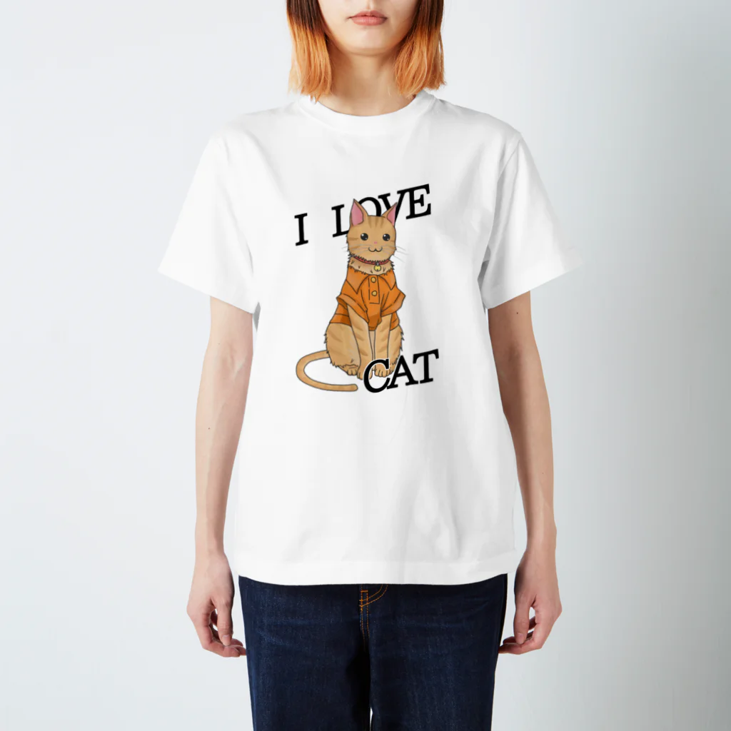 お猫様大好きナスビのシャツを着たトラ猫 Regular Fit T-Shirt
