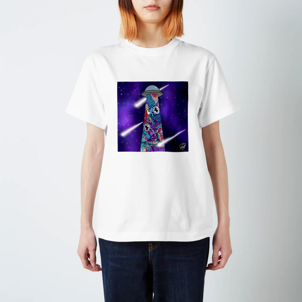 Monica 🦋のAbductions  スタンダードTシャツ