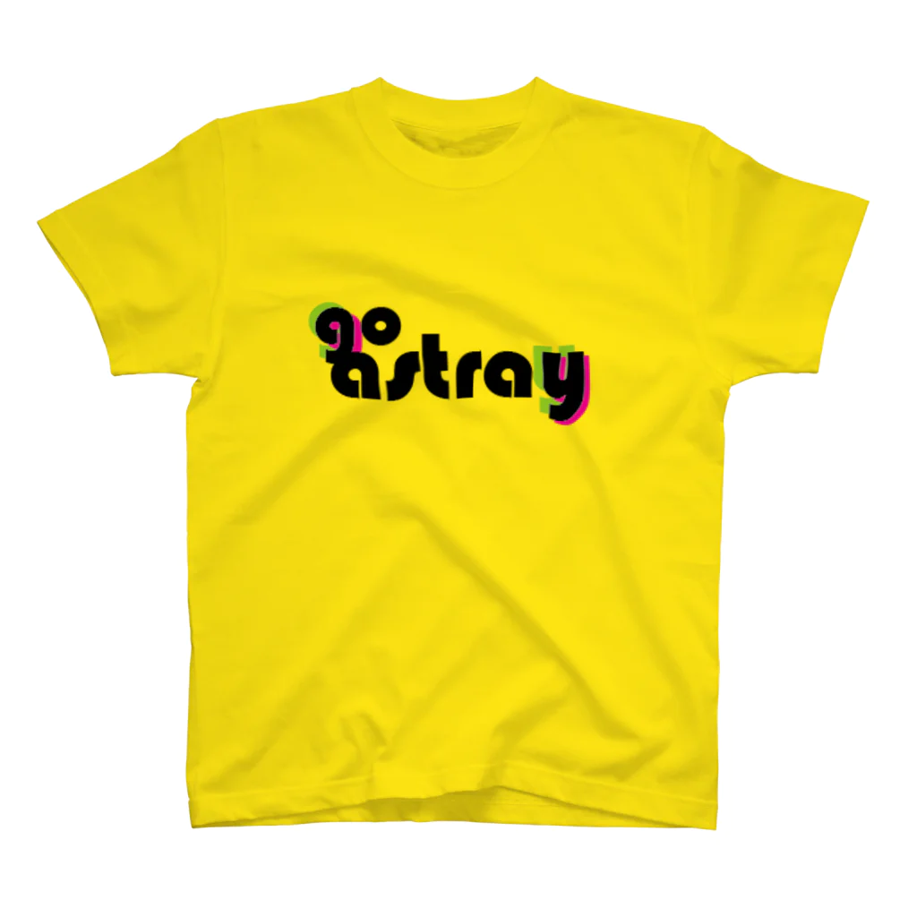 go astrayのgo astray ずれたロゴ 淡色ベース用 Regular Fit T-Shirt