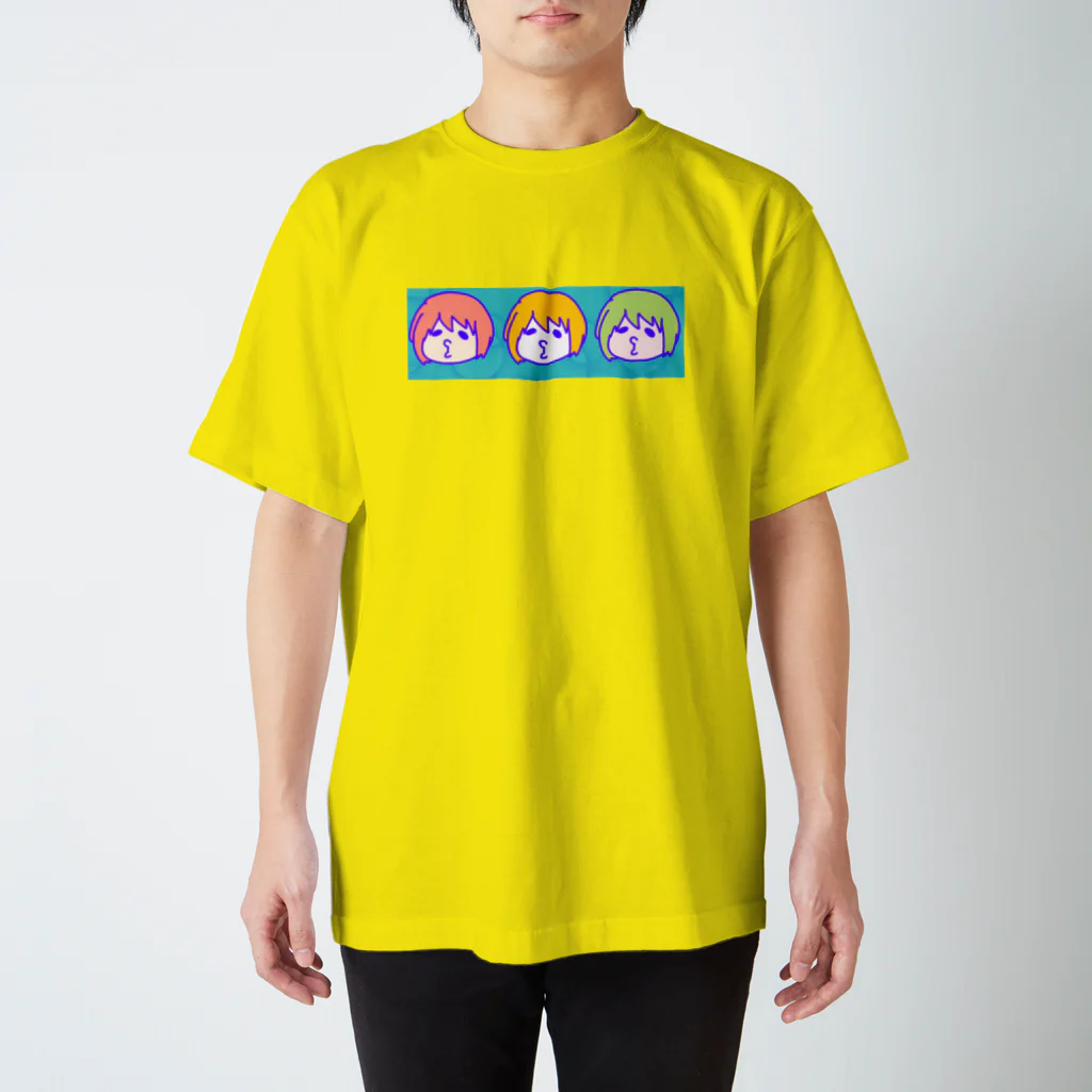 道草堂のキス顔三つ子 Regular Fit T-Shirt